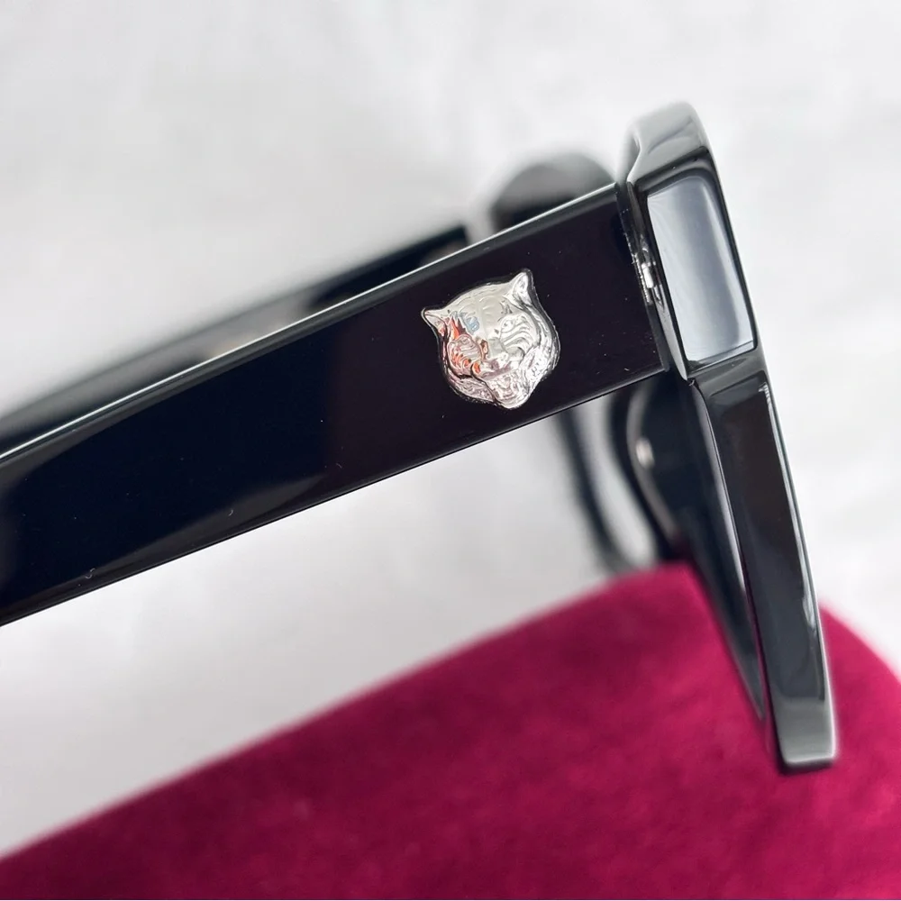 GUCCI GG0029S Black Oversize Square Fashion Sunglasses--NEW - Picture 11 of 15